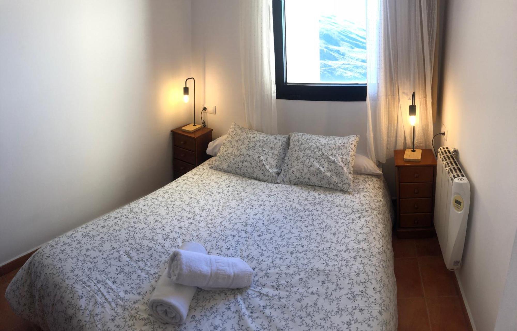 Zona Media Apartamento Confort Monte Oiz เซียร์ราเนบาดา ภายนอก รูปภาพ
